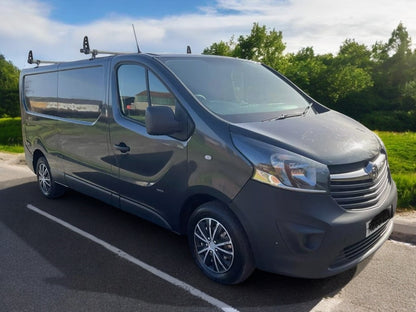 2015 VAUXHALL VIVARO 2900 1.6 CDTI 115PS LWB VAN – METALLIC BLACK >>--NO VAT ON HAMMER--<<