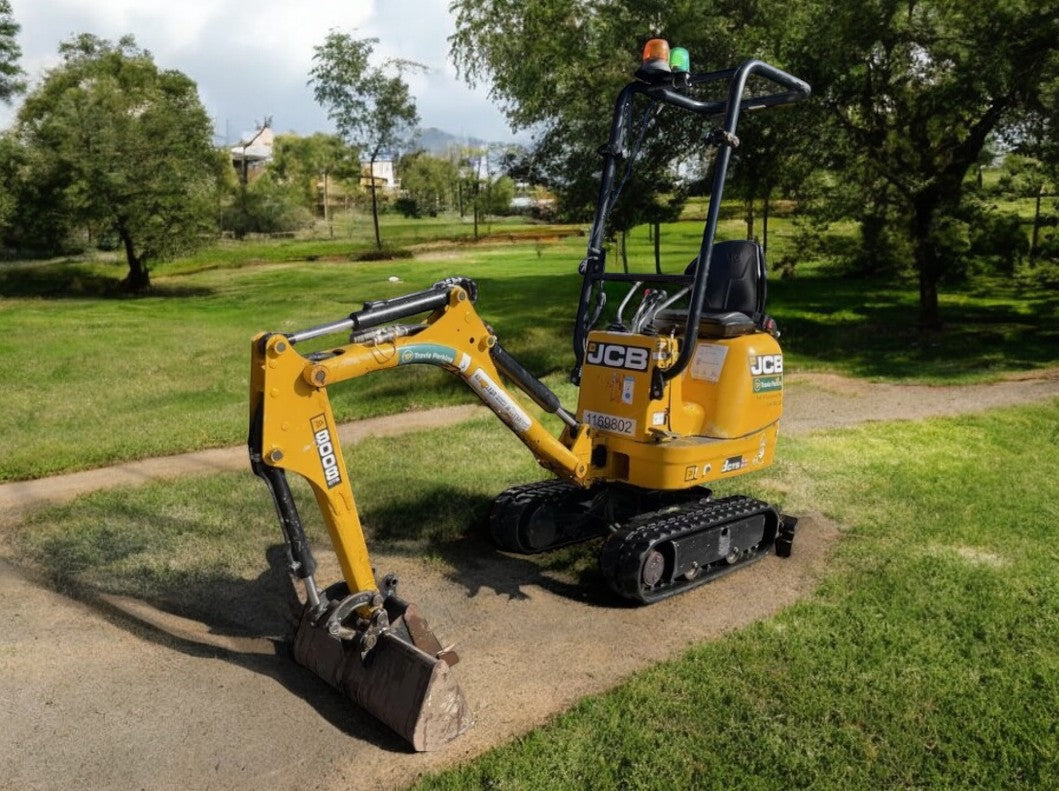 2020 JCB 8008 CTS MICRO EXCAVATOR WEIGHT: 950 KG