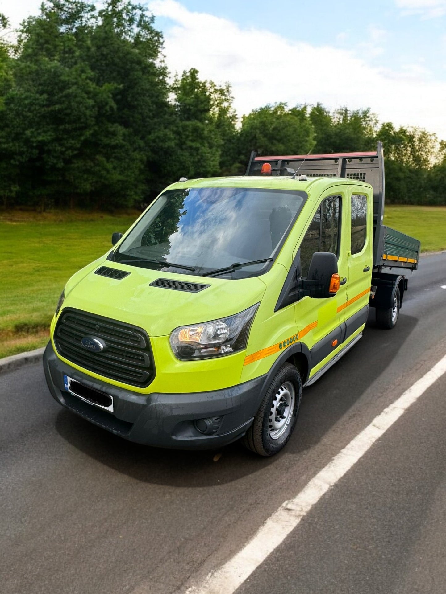 2019 FORD TRANSIT 350 CREW CAB ONE STOP TIPPER – ** ONLY 95K MILES **