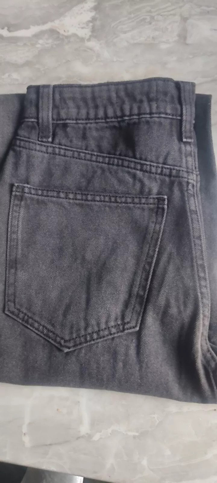 MEN BRANDED STRAIGHT LEGS JEAN IN WASH BLACK SIZES 32 UK JOB LOT BOX 22 PAIRS