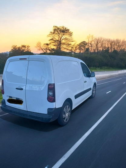 2018 PEUGEOT PARTNER SE L1 BLUE HDI PANEL VAN