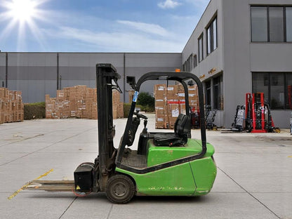 **(INCLUDES CHARGER)** 2006 CESAB C3E150 ELECTRIC 3-WHEEL FORKLIFT – 1,500KG CAPACITY