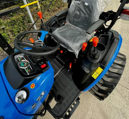 ** BRAND NEW ** SOLIS S26 SHUTTLE XL 9×9 COMPACT TRACTOR