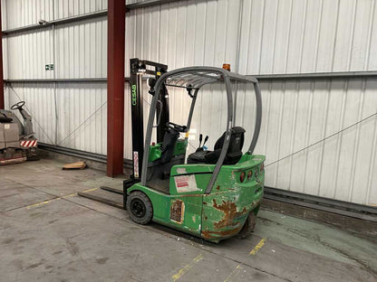 (2017) CESAB ELECTRIC 3-WHEEL FORKLIFT - B213 **(INCLUDES CHARGER)**