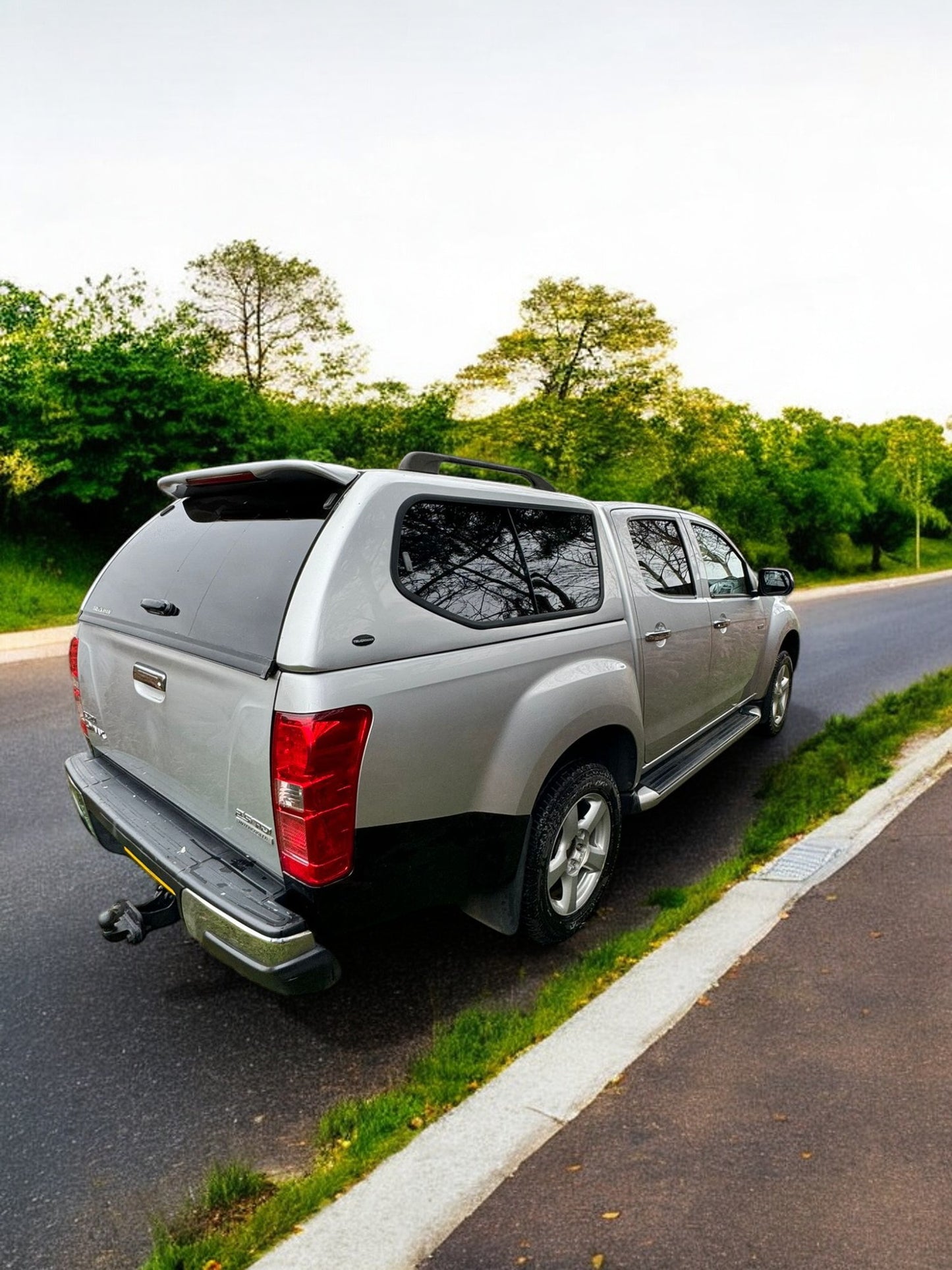 ISUZU D-MAX YUKON DOUBLE CAB 4X4 PICKUP >>--NO VAT ON HAMMER--<<