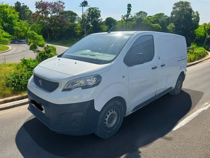 ** SPARES OR REPAIRS ** 2017 PEUGEOT EXPERT 2.0 HDI PROFESSIONAL PANEL VAN