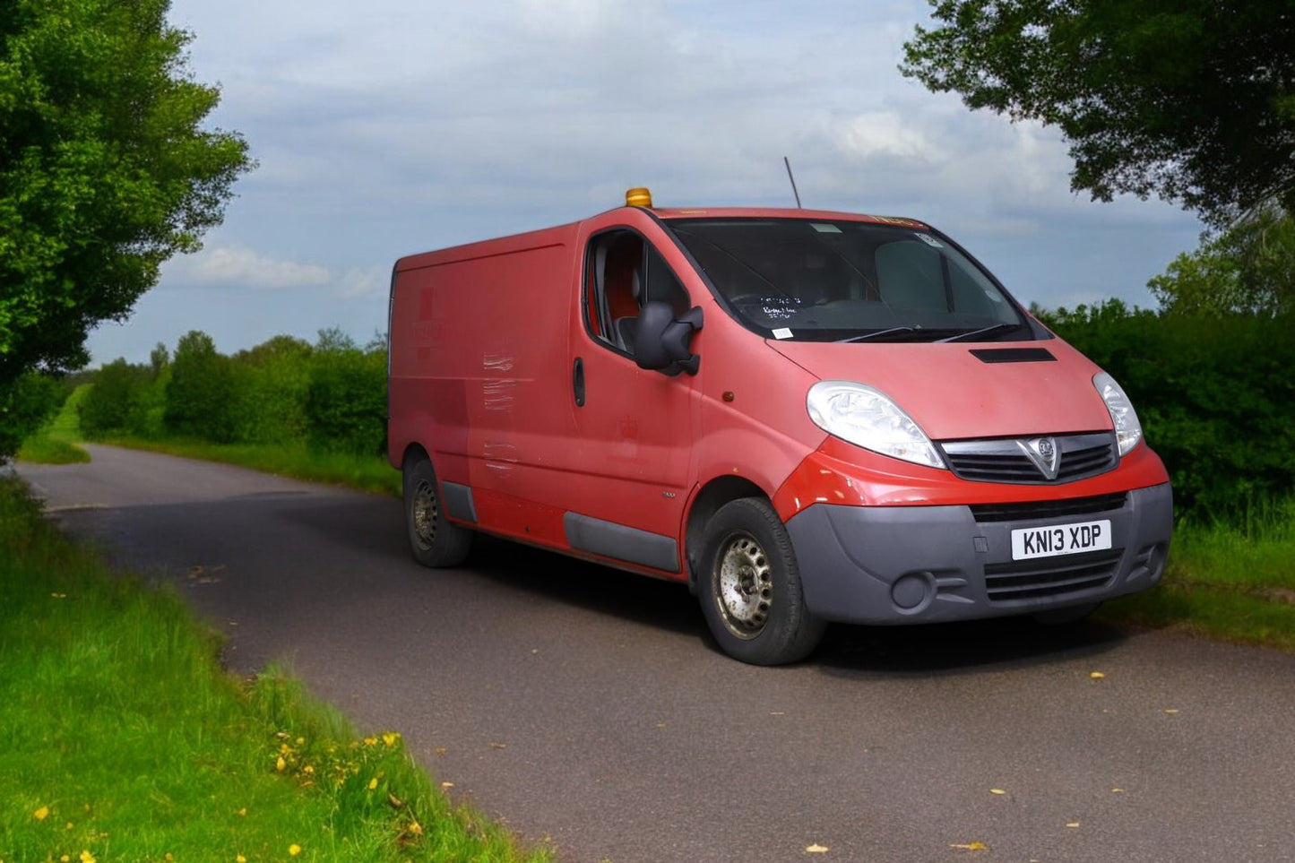 2013 VAUXHALL VIVARO 2900 ECOFLEX CDTI LWB PANEL VAN **(ONLY 65K MILEAGE)**