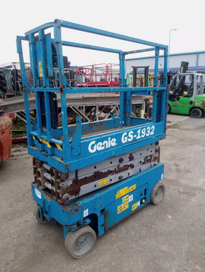 2006 GENIE GS 1932 SCISSOR LIFT – ACCESS PLATFORM / CHERRY PICKER