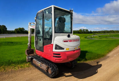 2018 TAKEUCHI TB230 2.8 TONNE EXCAVATOR