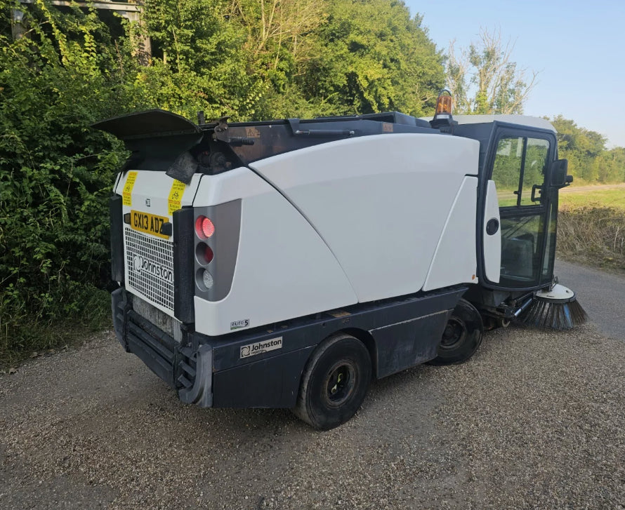 2013 JOHNSTON CX201 PRECINCT ROAD SWEEPER