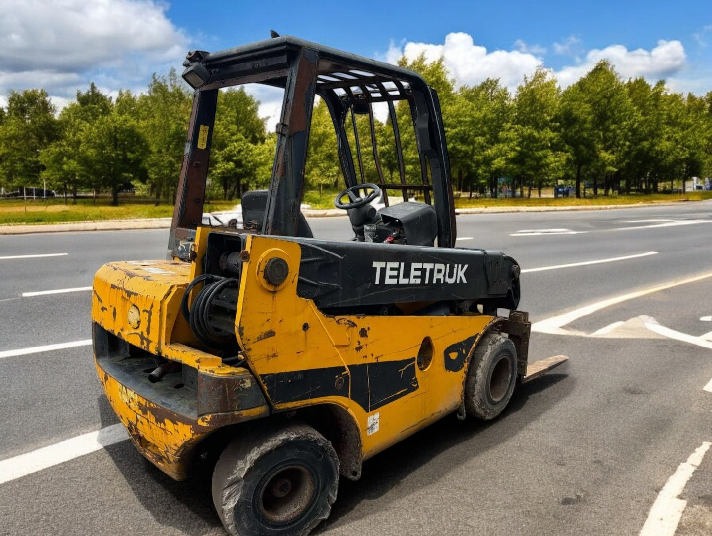 JCB DIESEL TLT TELETRUCK FORKLIFT - 2 WHEEL DRIVE