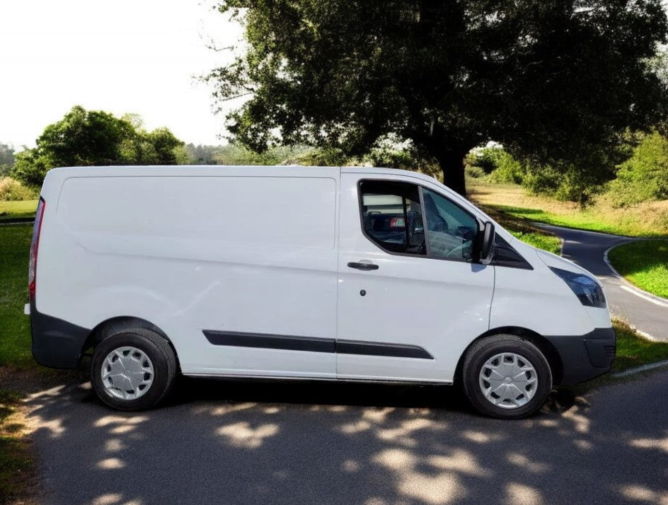 2017 ON 67 PLATE FORD TRANSIT CUSTOM TDCI 105 L1H1 SWB 2000CC ULEZ FREE >>--NO VAT ON HAMMER--<<