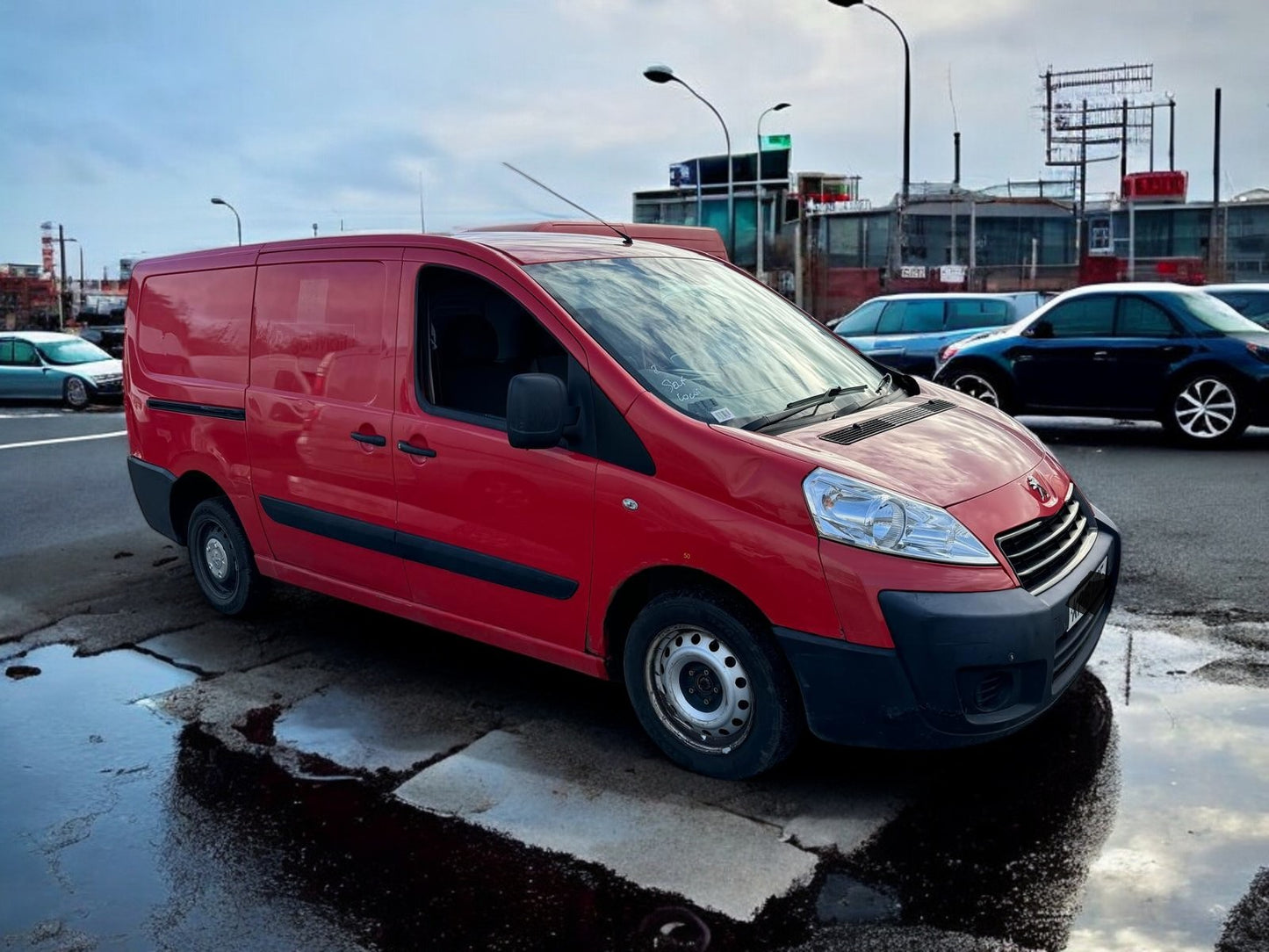 2016 PEUGEOT EXPERT 1200 L2H1 HDI PANEL VAN - DIESEL, MANUAL, RED | 87K MILES ONLY