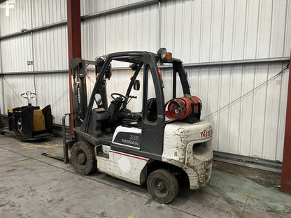 2013 NISSAN UD2A25LQ LPG FORKLIFT