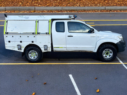 2011 TOYOTA HILUX HL2 D-4D 4X4 ECB KING CAB PICKUP TRUCK