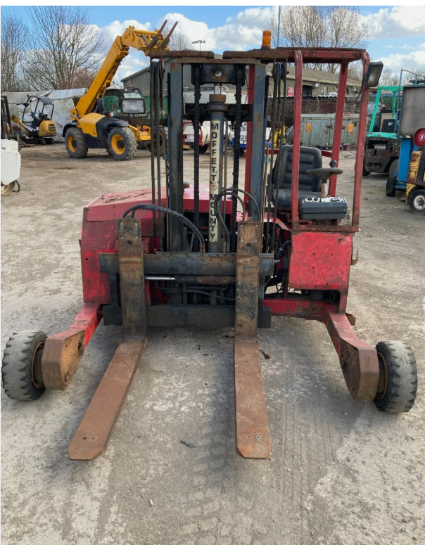 MOFFETT MOUNTY M1503 TRUCK-MOUNTED FORKLIFT – 1.5 TON