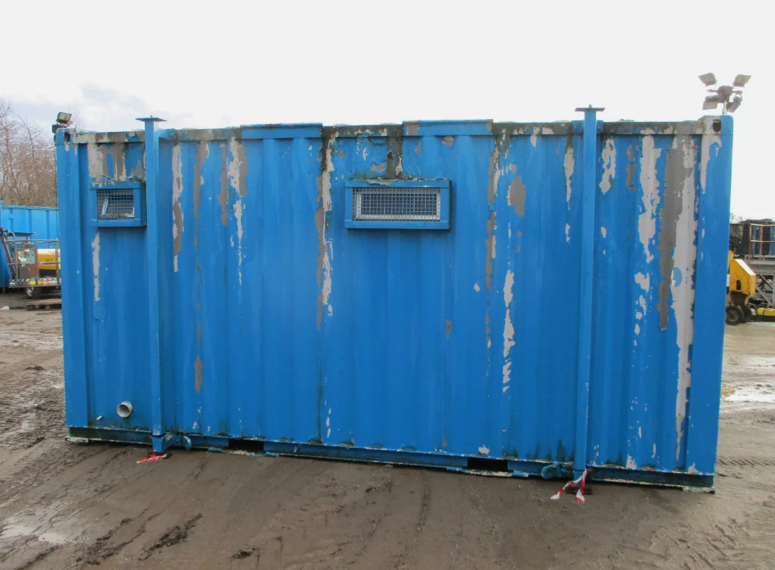 16FT SHIPPING CONTAINER TOILET BLOCK – 4 TOILETS, URINAL, AND SINKS