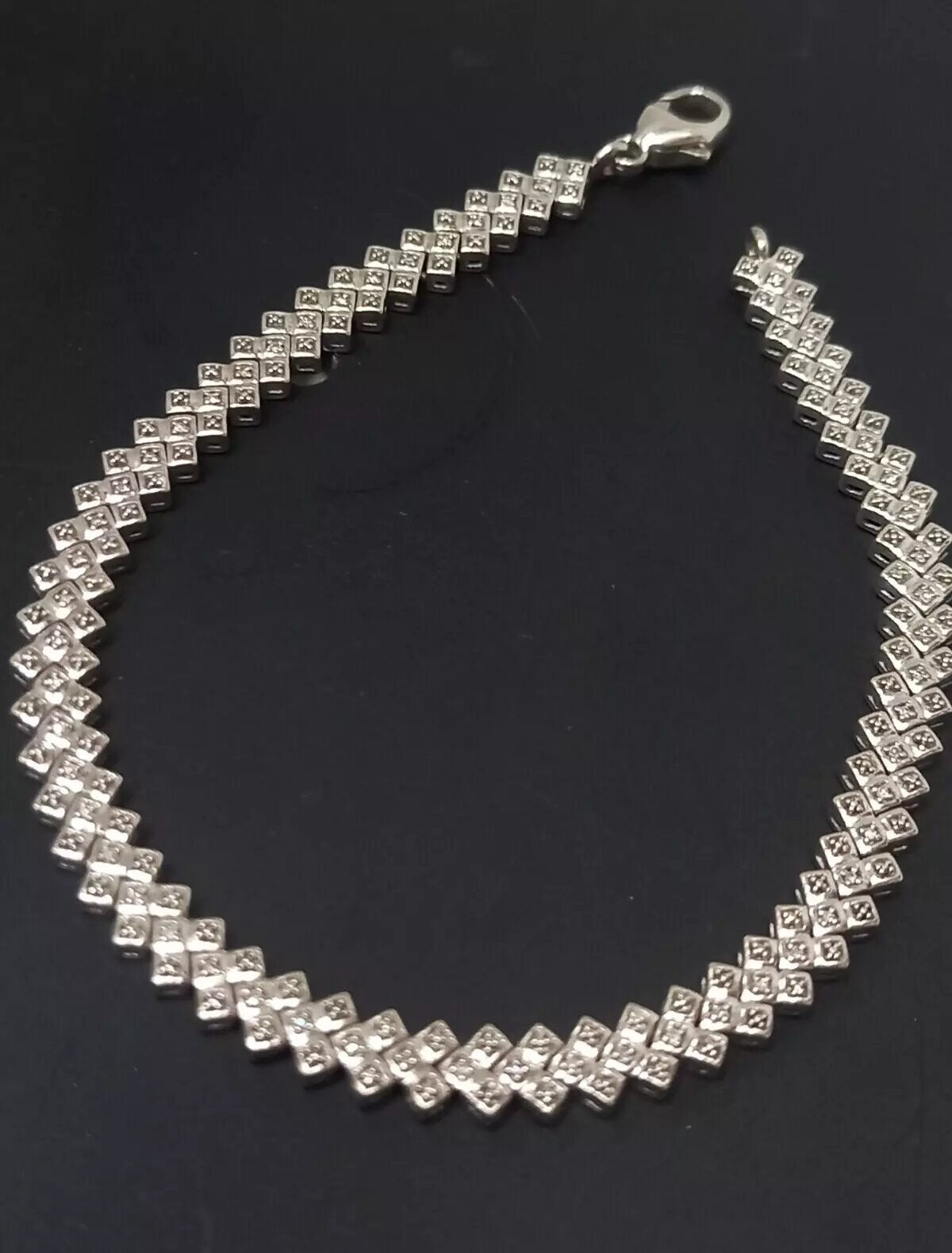 0.10CT DIAMOND SILVER BRACELET 7"1/2