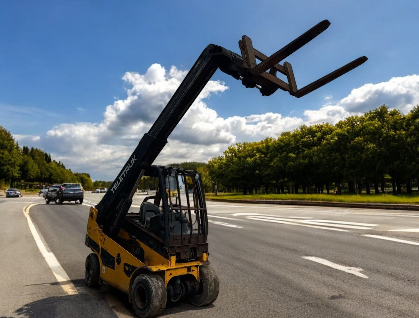 JCB DIESEL TLT TELETRUCK FORKLIFT - 2 WHEEL DRIVE