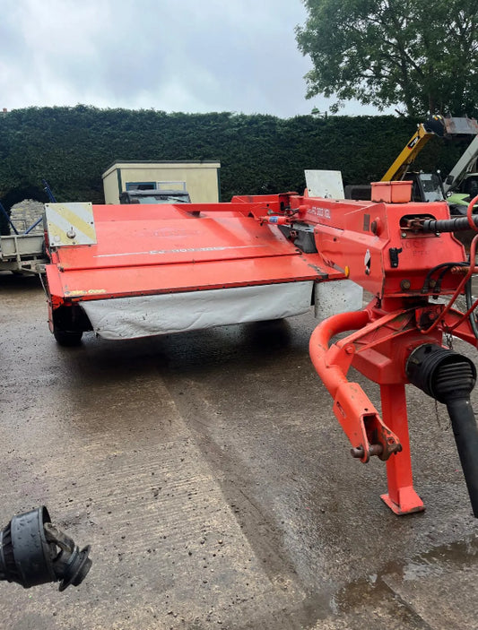 KUHN FC303 MOWER CONDITIONER