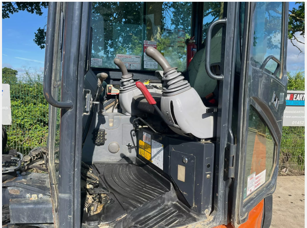 2021 HITACHI ZX48U-6 4.8 TONNE EXCAVATOR 2,442 HOURS