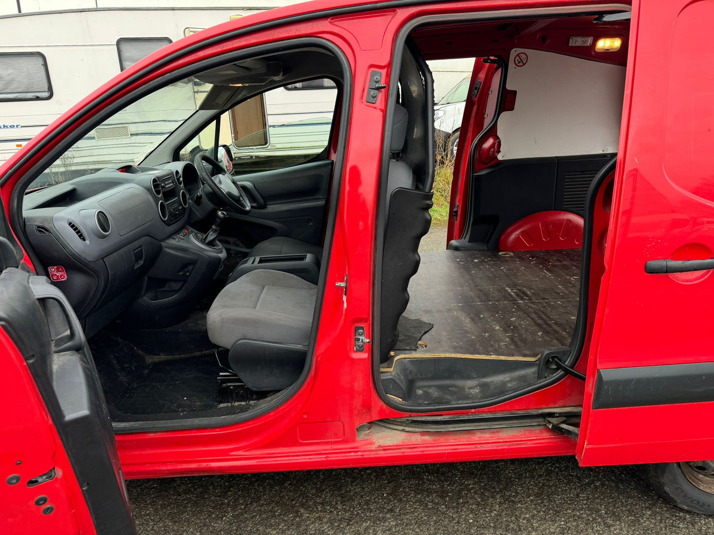 2015 PEUGEOT PARTNER 750 S L2 HDI PANEL VAN