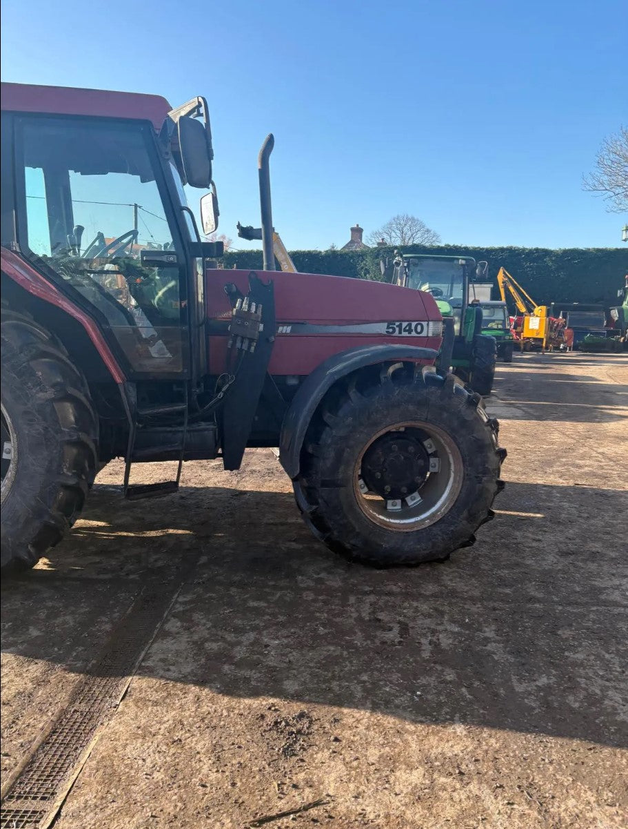 CASE IH 5140 TRACTOR - 13,590 HOURS