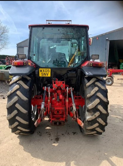 MCCORMICK CX85 TRACTOR