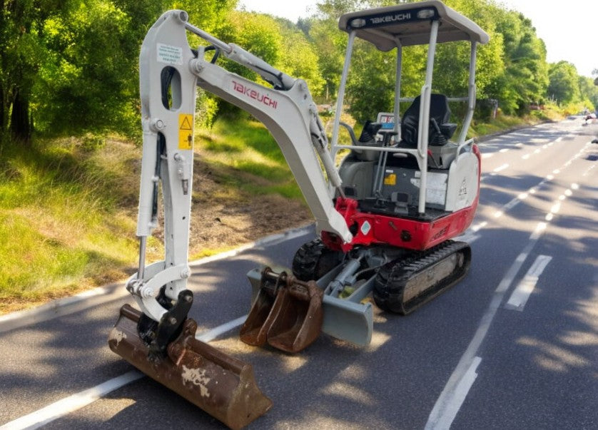 2018 TAKEUCHI TB216 1.6 TONNE EXCAVATOR