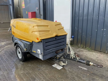 2013 ATLAS COPCO XAS67 ROAD TOW COMPRESSOR