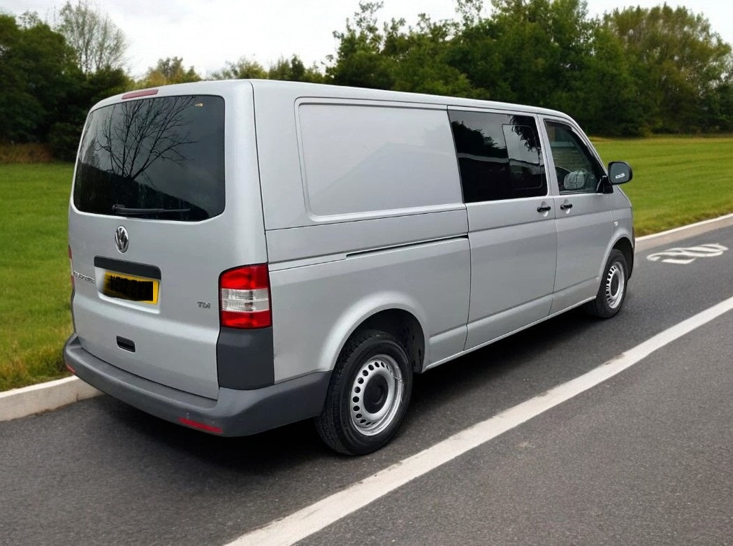 2012 VOLKSWAGEN TRANSPORTER 2.0 TDI 102PS KOMBI VAN – 5 SEATER LWB >>--NO VAT ON HAMMER--<<