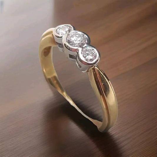 0.30CT DIAMOND 3 STONE RING/18CT YELLOW GOLD SIZE M1/2