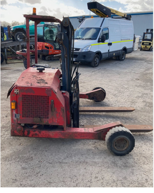 MOFFETT MOUNTY M1503 TRUCK-MOUNTED FORKLIFT – 1.5 TON