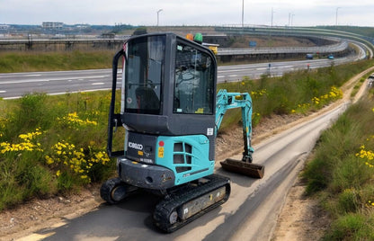 KOBELCO SK17 SR-3E MINI EXCAVATOR (2021) – 1.9T