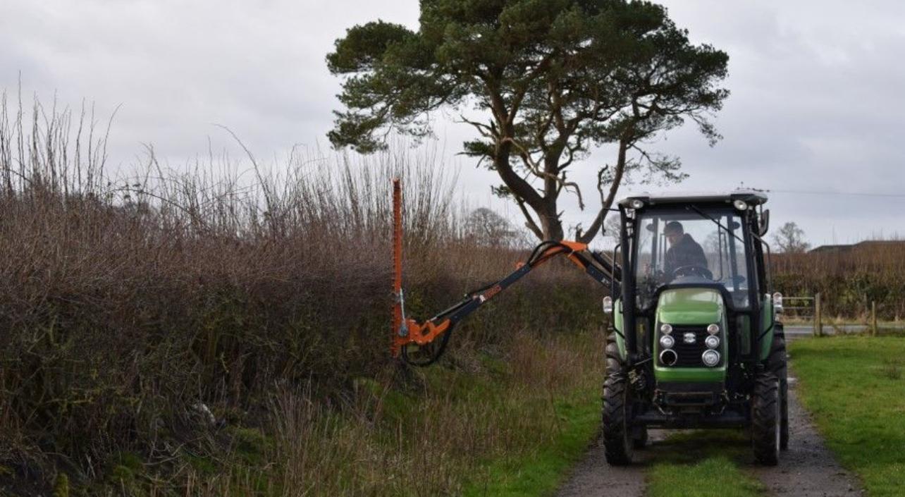 T190 FINGERBAR HEDGE CUTTER - UNUSED