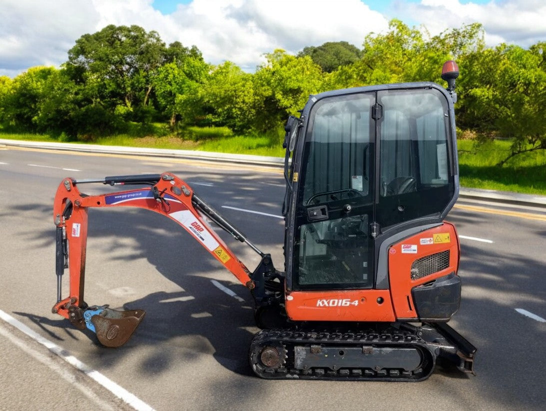 2017 KUBOTA KX016-4 1.6T MINI EXCAVATOR / DIGGER