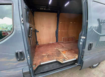 2017 IVECO DAILY 2.3 EURO 6 MWB >>--NO VAT ON HAMMER--<<