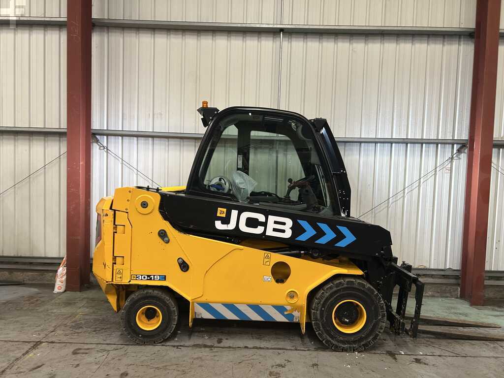 2020 JCB TLT30-19E ELECTRIC TELEHANDLER - 3,000 KG CAPACITY **(INCLUDES CHARGER)**