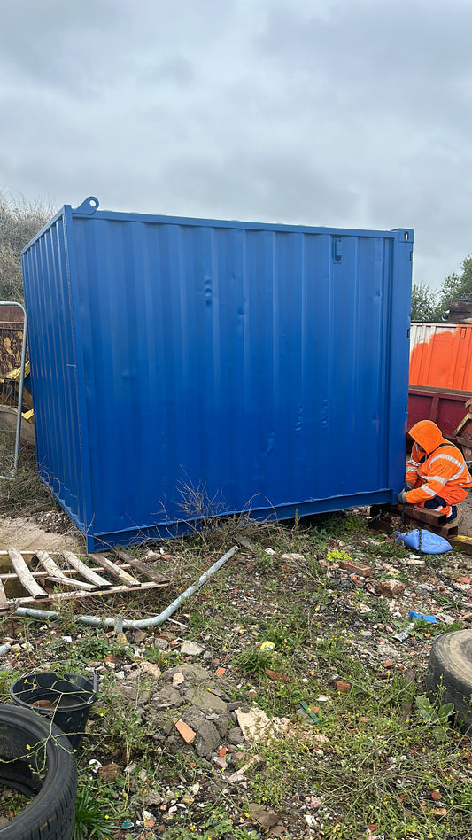 10FT NEW ROLLER DOOR CONTAINER