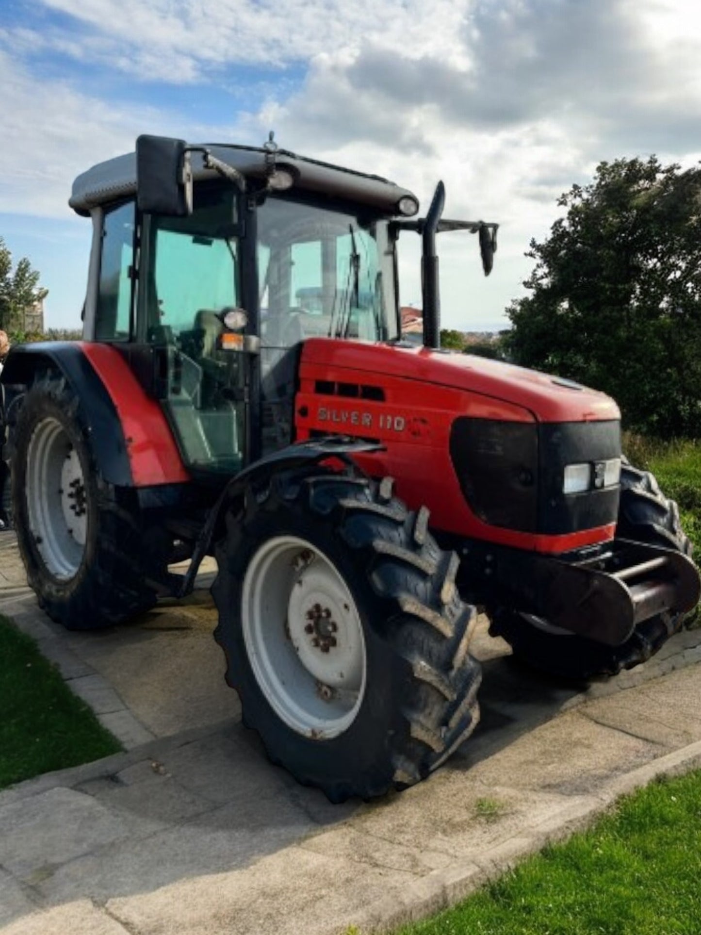 SAME SILVER 110 TRACTOR