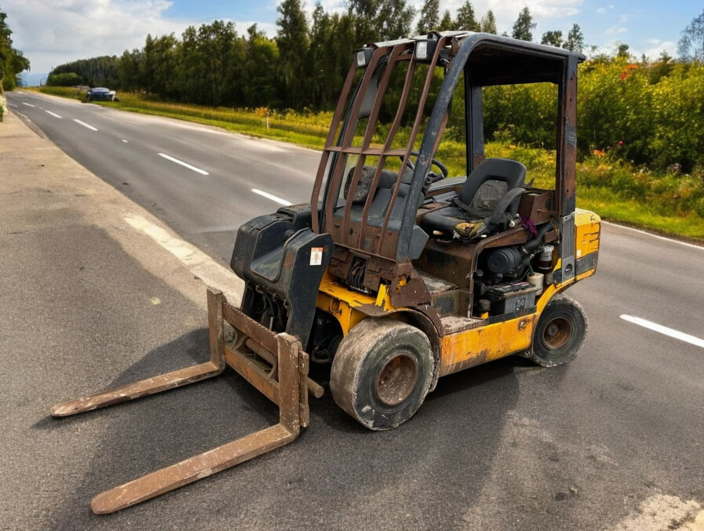 JCB DIESEL TLT TELETRUCK FORKLIFT - 2 WHEEL DRIVE