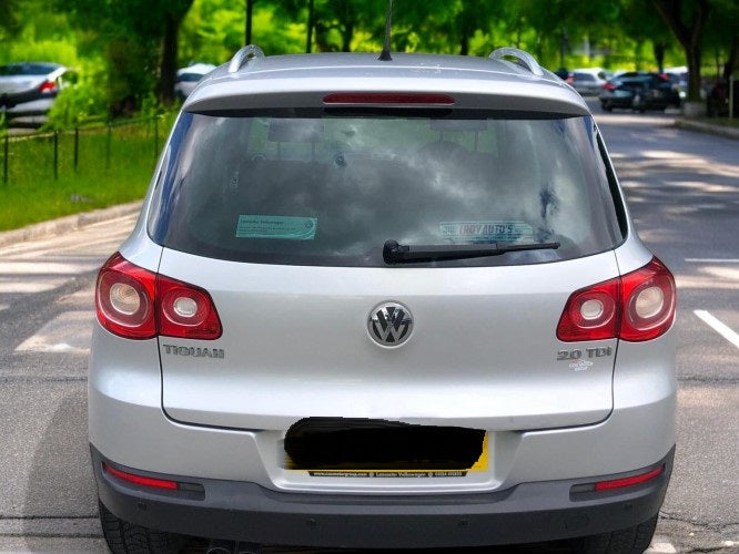 VOLKSWAGEN TIGUAN 2.0 TDI SE 4WD 5DR - 2009 >>--NO VAT ON HAMMER--<<