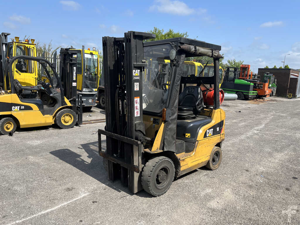 CAT LIFT TRUCKS GP18NT LPG FORKLIFT - 2014 MODEL