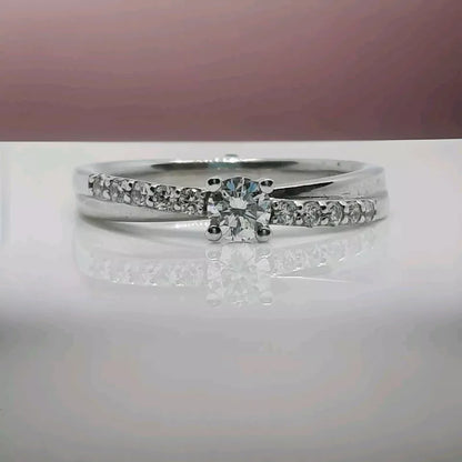 0.34CT DIAMOND ENGAGMENT RING/ DIAMOND SHOULDERS/18CT WHITE GOLD + VALUATION CERT OF £1995