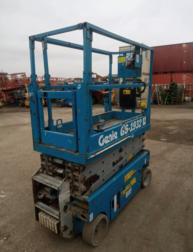 2006 GENIE GS 1932 SCISSOR LIFT – ACCESS PLATFORM / CHERRY PICKER