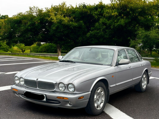2000 JAGUAR SOVEREIGN V8 AUTO – 4.0L PETROL – AUTOMATIC – 63K MILES >>--NO VAT ON HAMMER--<<
