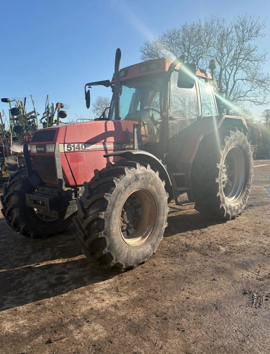 CASE IH 5140 TRACTOR - 13,590 HOURS