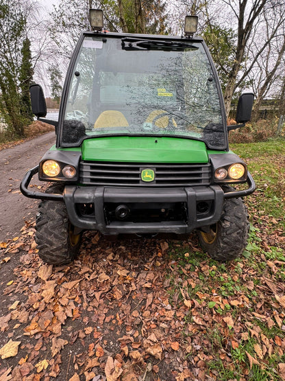 THIS 2014 JOHN DE2014 JOHN DEERE GATOR 855D