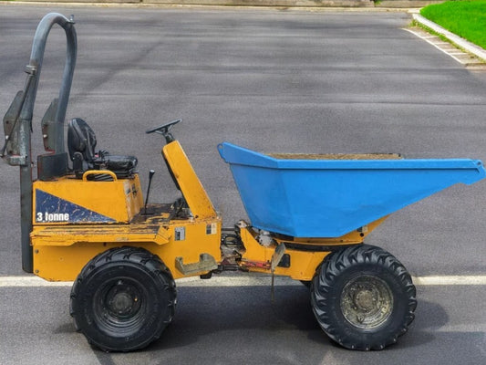 THWAITES 3 TONNE SWIVEL 4X4 DUMPER - 2011