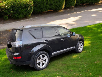 2007 MITSUBISHI OUTLANDER WARRIOR DI-D SUV - BLACK, 7-SEATER, 2.0 TDI MANUAL -NO VAT ON HAMMER--